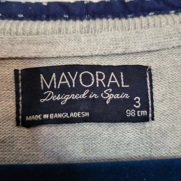 Boys Beautifully Made Button Down Sweater Vest by Mayoral Size 3 - Picture 4 of 8